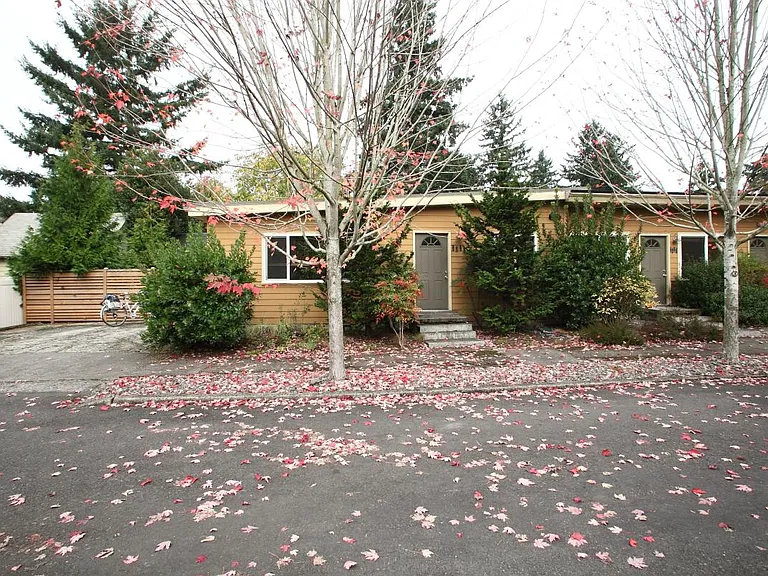 5427 entrance, driveway and fenced in private yard