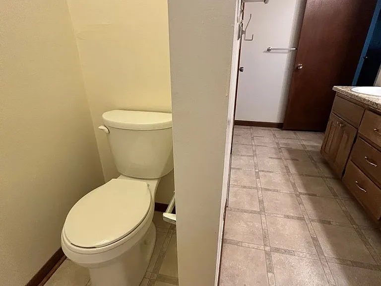 6820 Harvest Rd — Photo 35