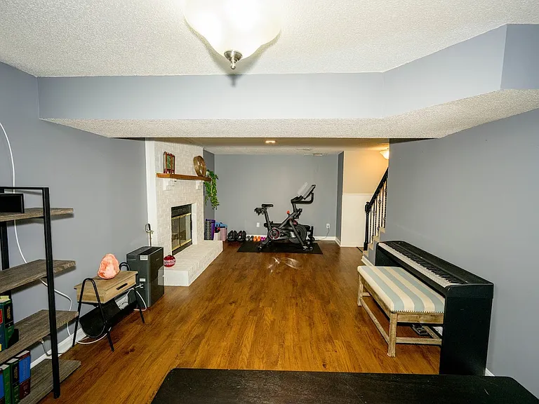 1802 Lakewood Dr — Photo 16