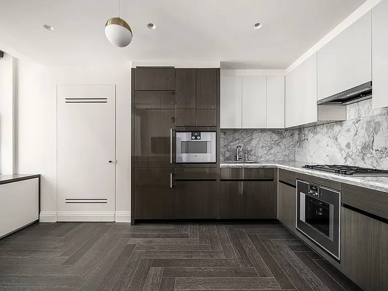 303 Park Ave #2321 — Photo 6