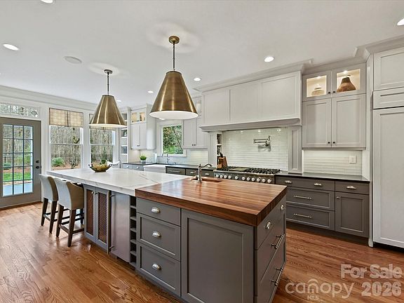 4th image of 626 Hampshire Hill Rd