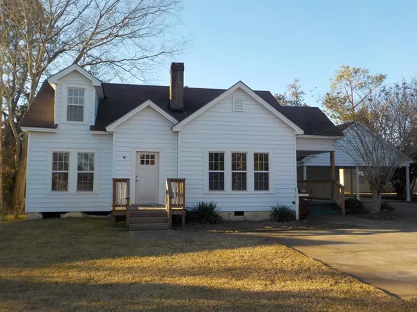 412 S Main St, Headland, AL 36345