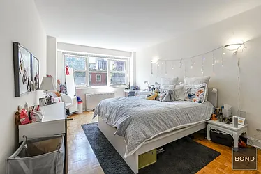 Rented by Bond New York