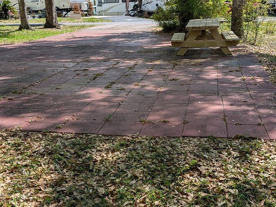 2nd image of 25215 NE 142ND STREET LOT 202