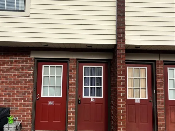 127 E Adams St APT B4, Millersburg, OH 44654