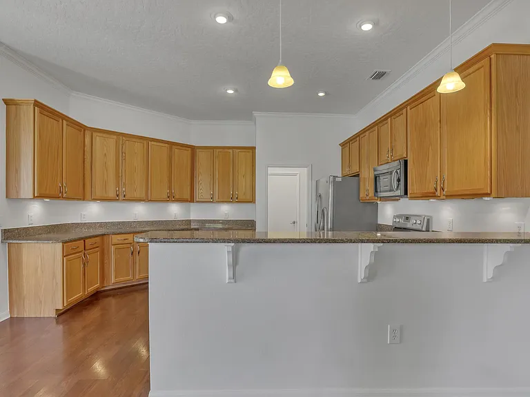 811 Spanish Cay Dr — Photo 10