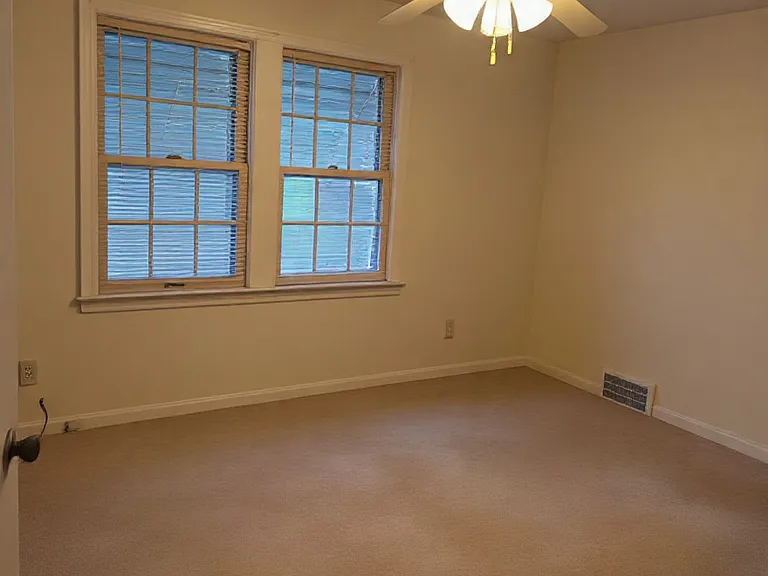 13699 Cedar Rd #1 — Photo 5