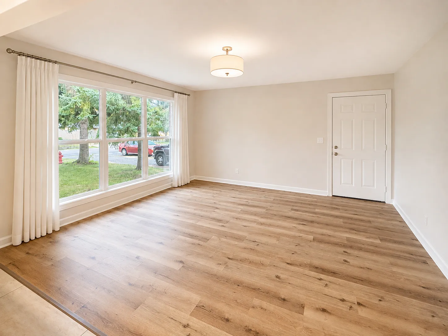 3S550 Wilbur Ave — Photo 2