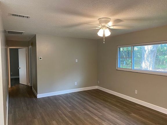 4th image of 3052 Unkaterri Ln