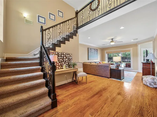 1702 Seven Maples Dr, Kingwood, TX 77345