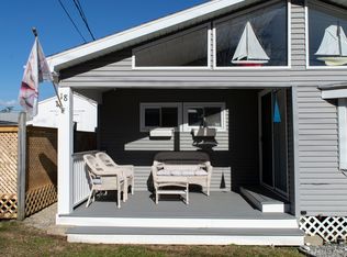 18 1st St, Madison, CT 06443