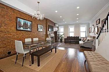Rented by R New York