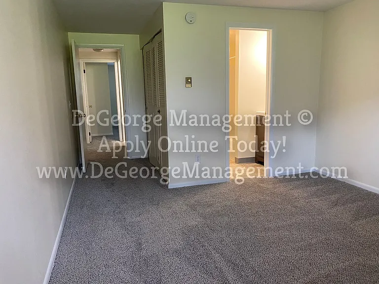 Parkview Apartments — Photo 68