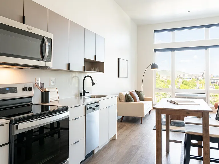 North End Lofts - Market — Photo 19