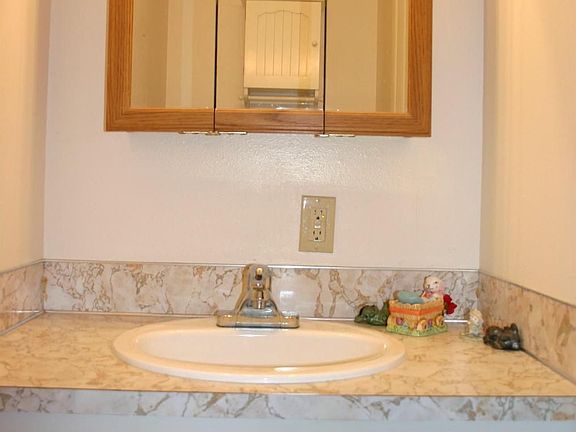 Half Bath on main