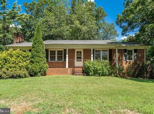 11045 White Shop Rd, Culpeper, VA 22701