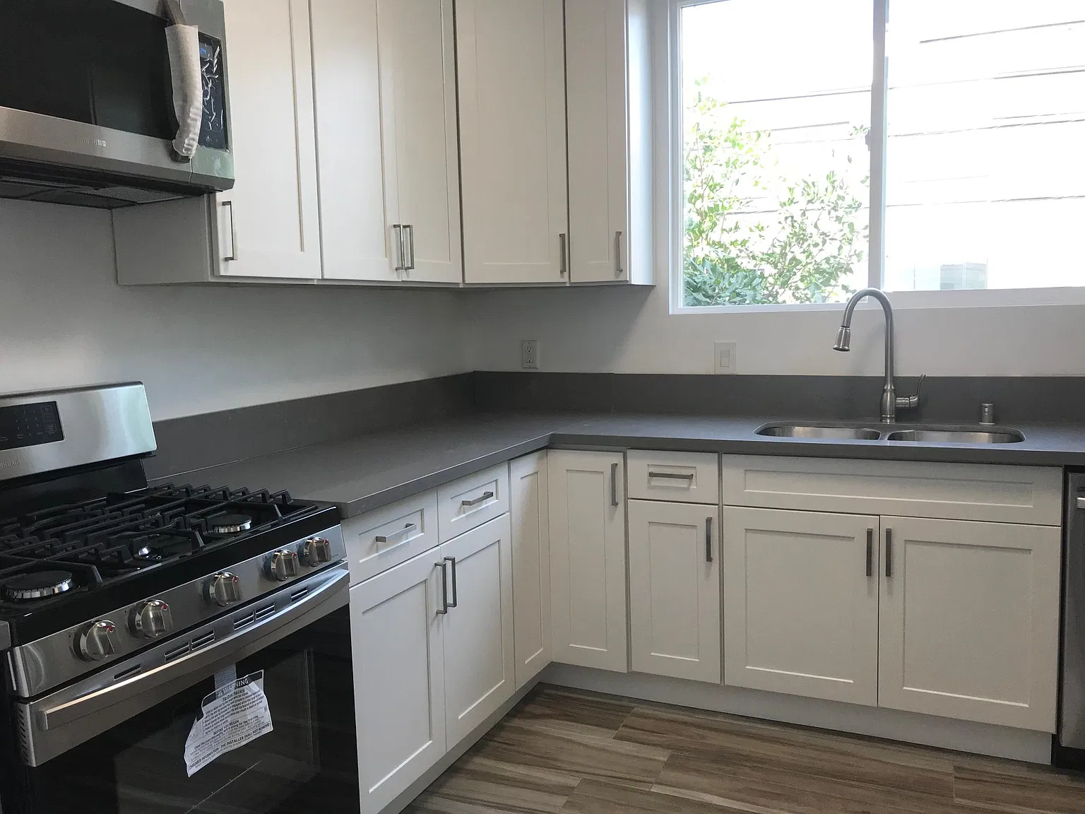 2 bed, 1500 sqft, $2,599 — Photo 4