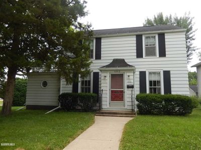 1203 W American St, Freeport, IL, 61032