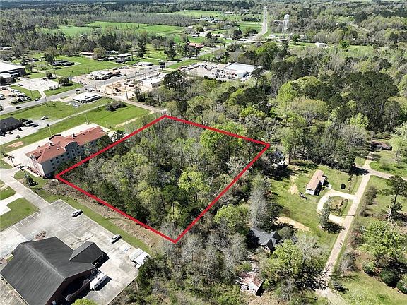 5th image of Bennett Rd