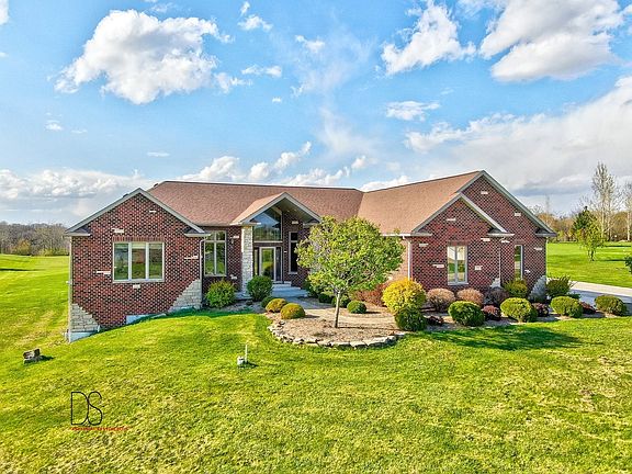 3rd image of 2937 Cottonwood Ln