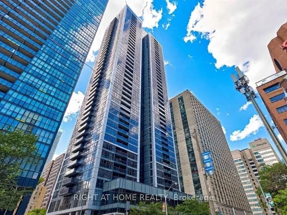 28 Ted Rogers Way #3211
