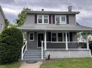 38 Itendale St, Springfield, MA 01108