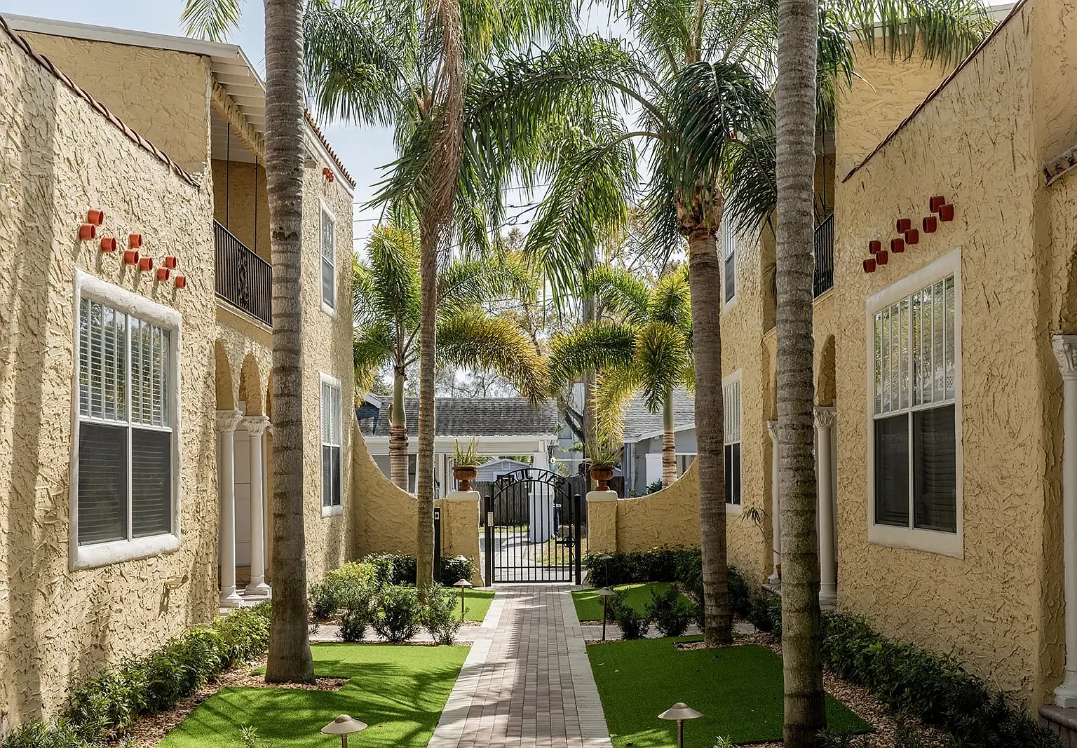 1 bed, 535 sqft, $2,025 — Photo 2