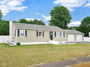 47 Rosie Ln, Agawam, MA 01001