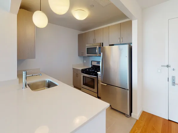 61-55 Junction Boulevard image 2 of 16