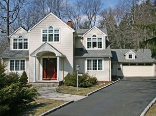 221 Blackburn Rd, Summit, NJ 07901
