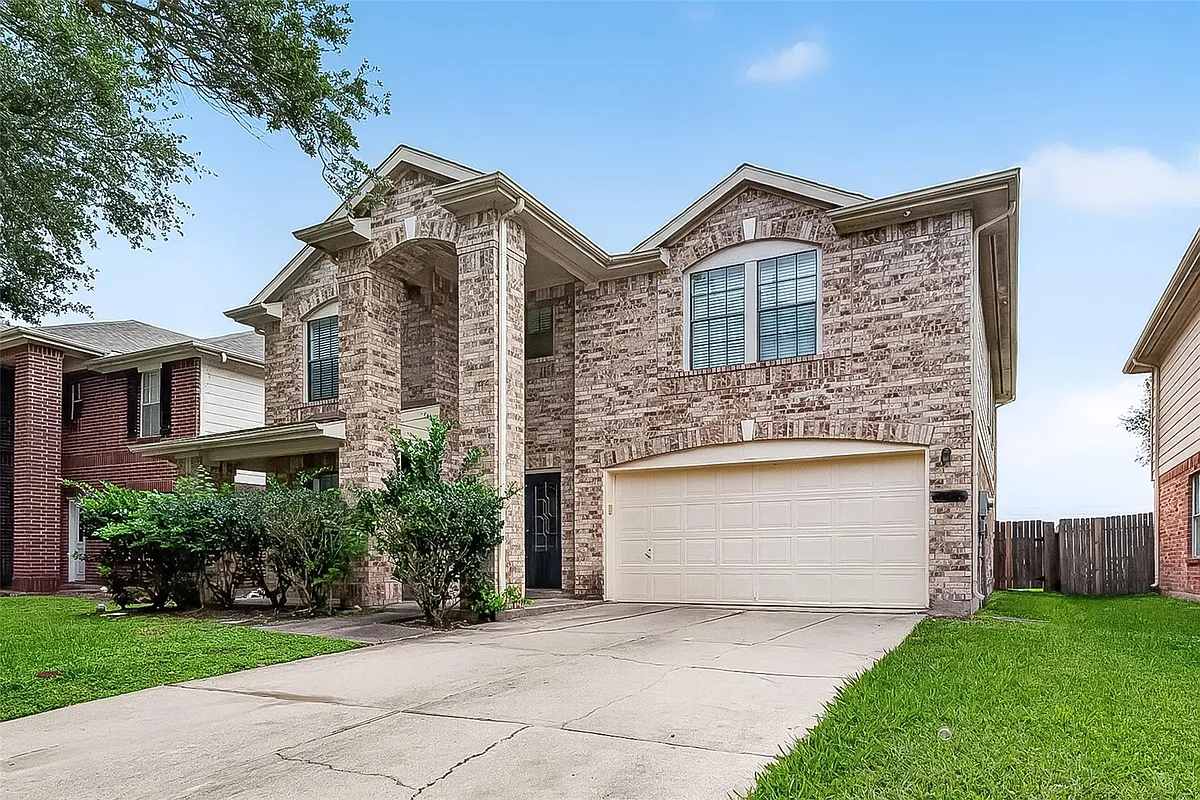 Building Photo - 16111 Soaring Eagle Dr