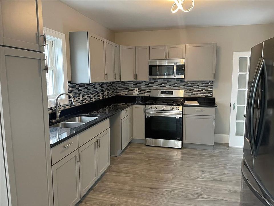 26 Herschel St, Providence, RI 02909 Zillow