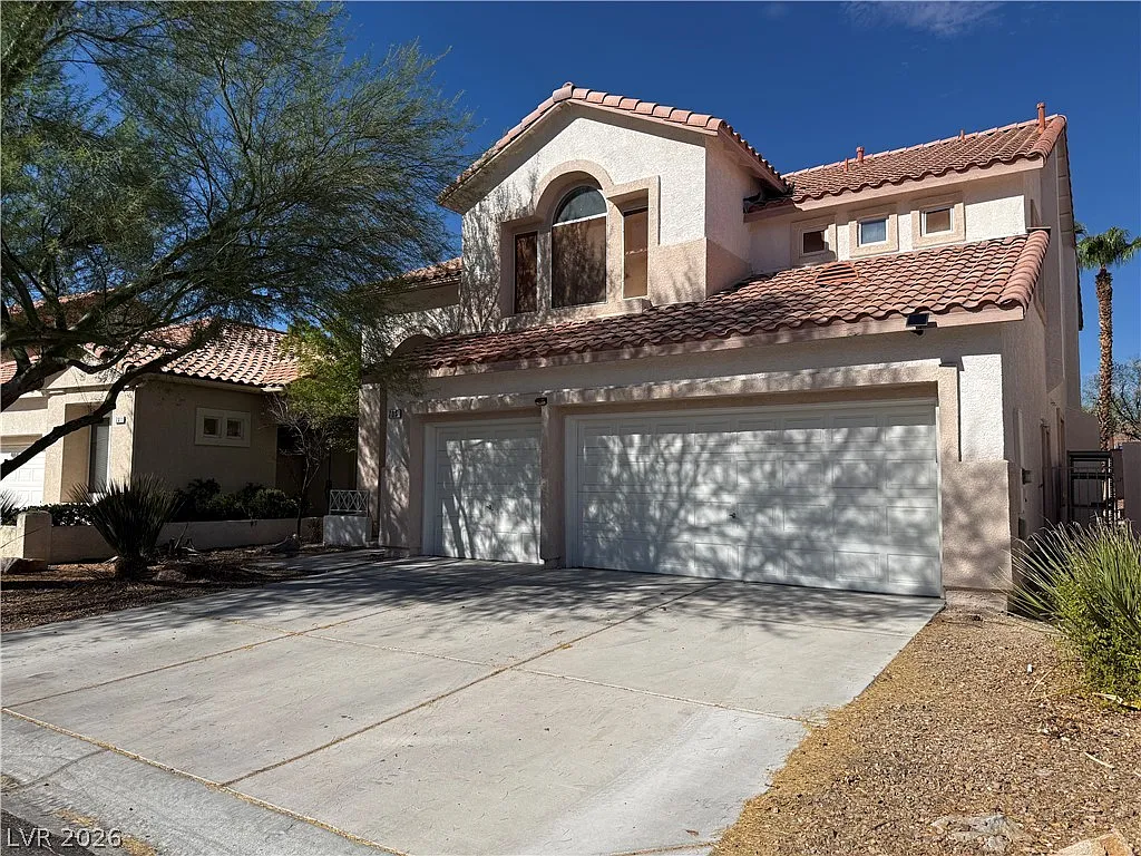 5 bed, 3.0 bath, 2625 sqft, $2,785 — Photo 1