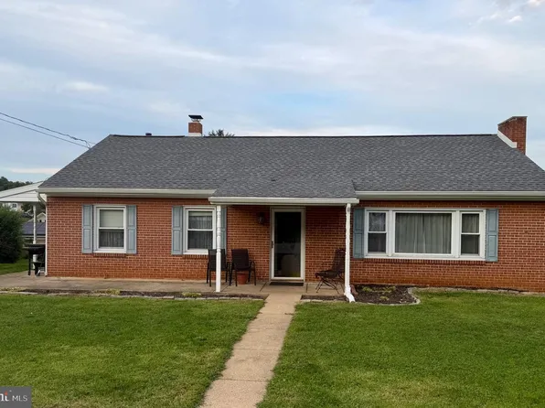 305 Glenvue Rd, Glen Rock, PA 17327