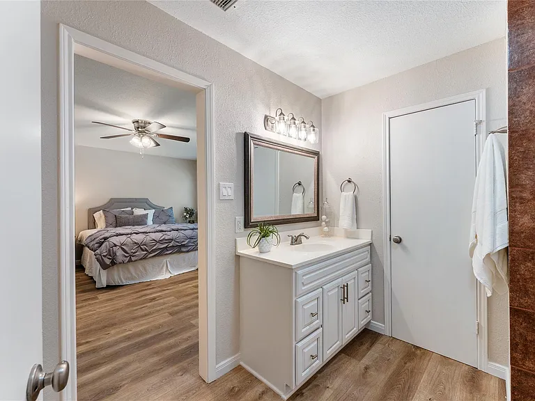 14807 Joshnomi Ln — Photo 25