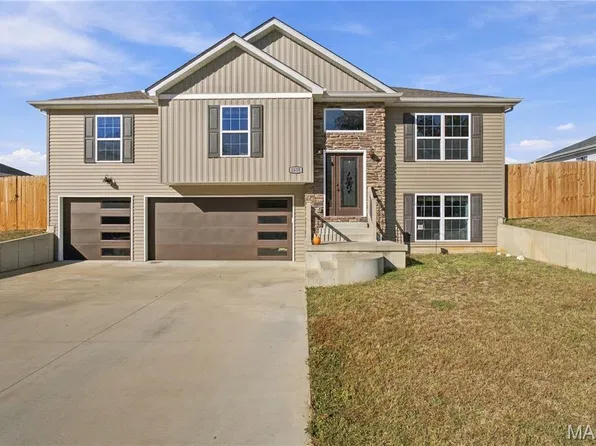 1535 Kiesha Ln, Farmington, MO 63640