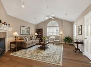 23136 W 71st Ter, Shawnee, KS 66227