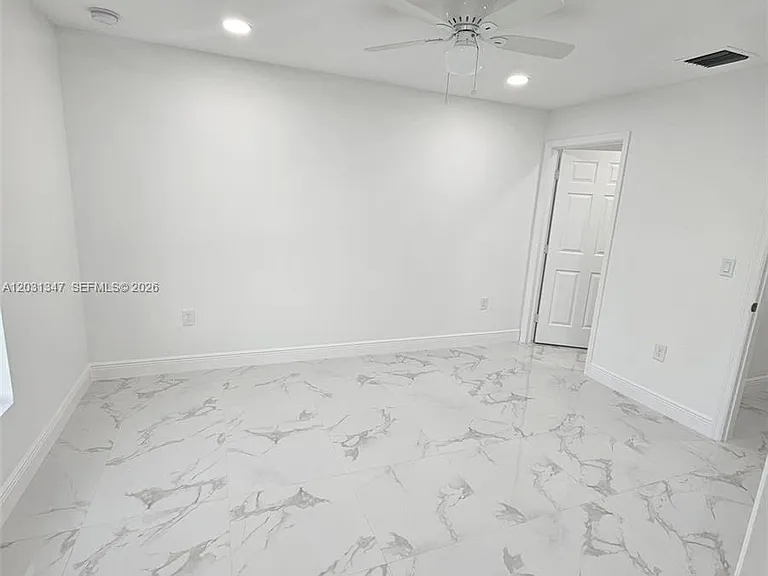 3819 3rd St W — Photo 5