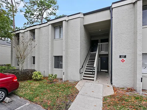 127 Springwood Cir #F Photo 1