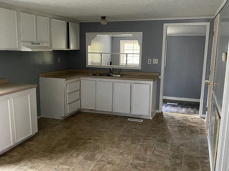 628 Marvin Quick Rd — Photo 5
