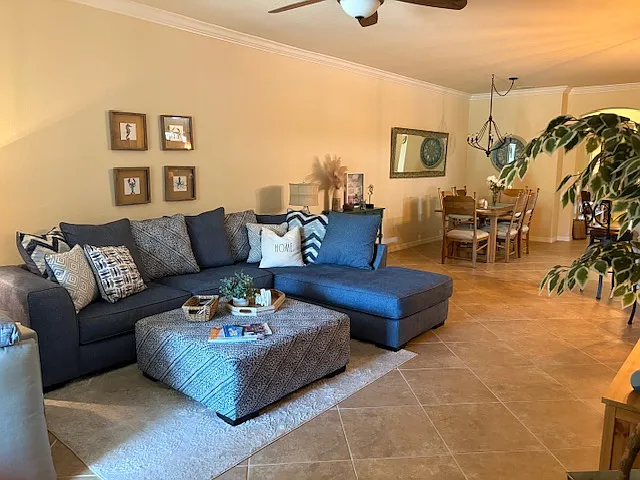 2 bed, 1572 sqft, $5,900 — Photo 4