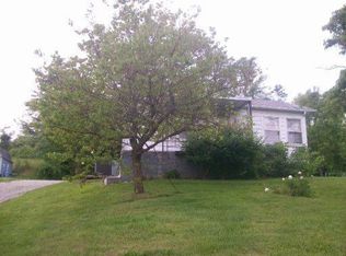 3909 Lake City Hwy, Rocky Top, TN 37769