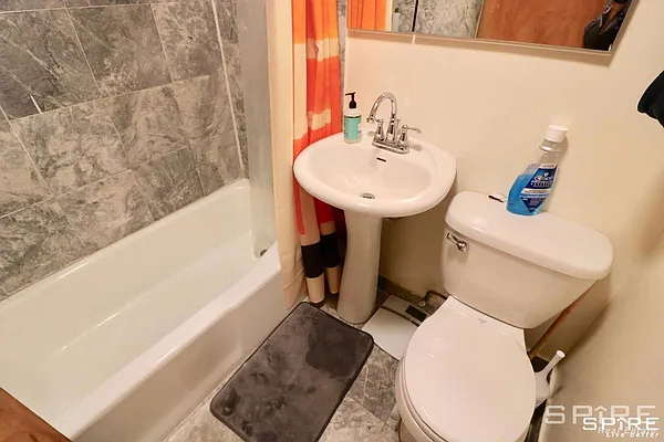 Rented by Spire Group | media 10