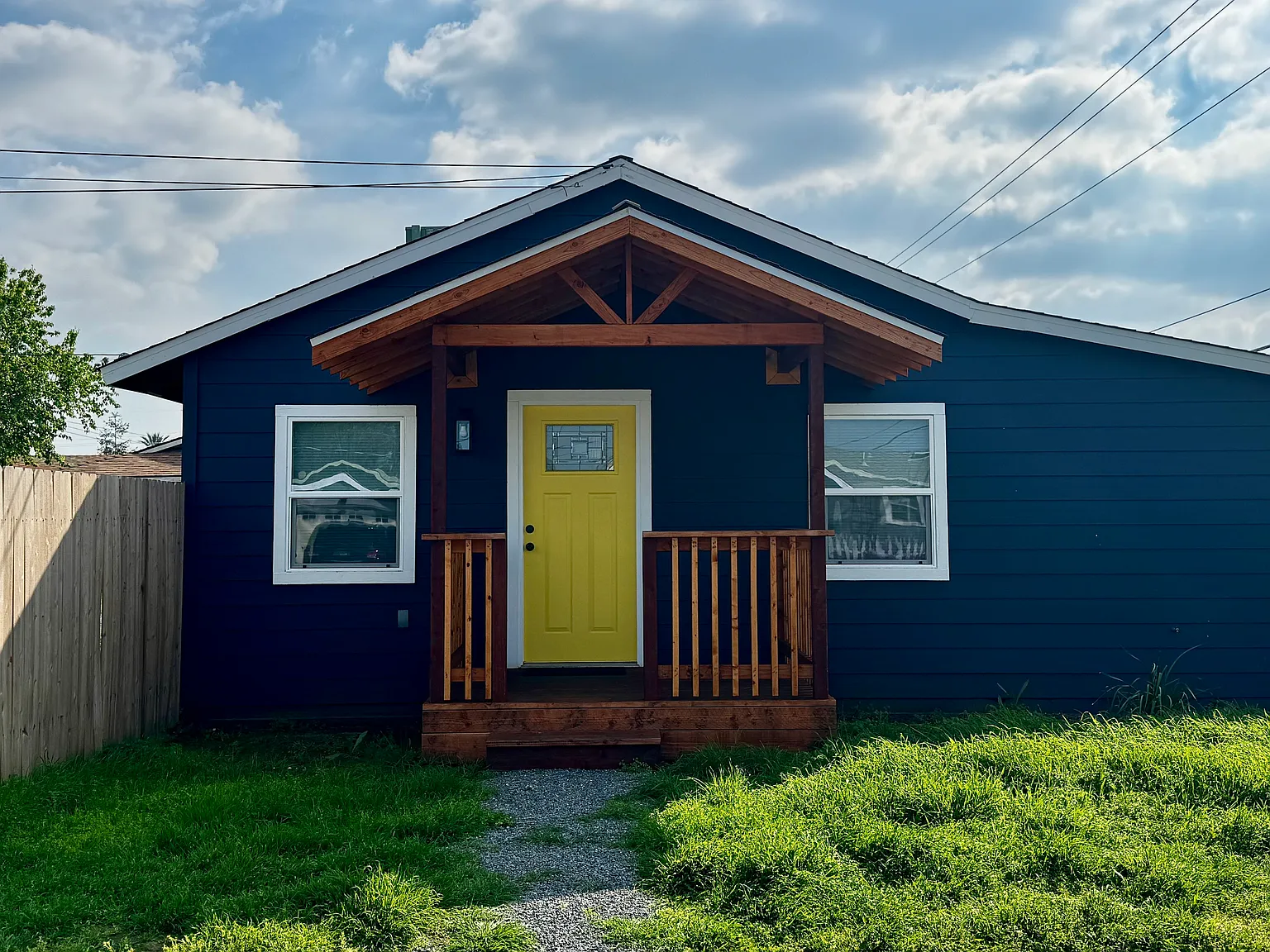 2 bed, 2.5 bath, 825 sqft, $1,950 — Photo 1