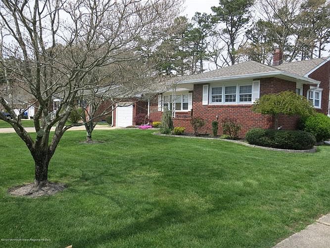 1st image of 846 Regency Ct