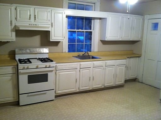 3rd image of 801 Lincoln Ave