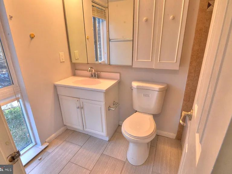 2110 Green Watch Way #11/200A — Photo 36