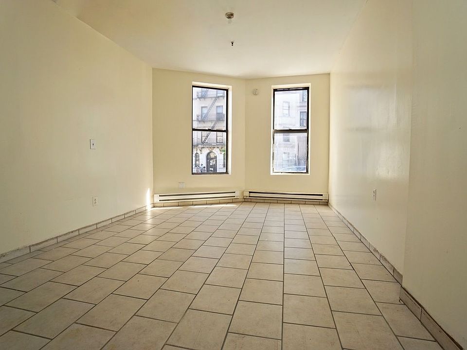1st image of 576 W 183rd St APT 1A