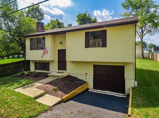 2471 Brown Rd, Grove City, OH 43123