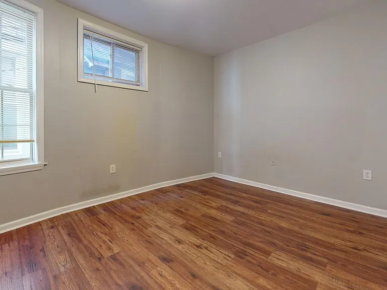 1823 North 33rd Street — Photo 15